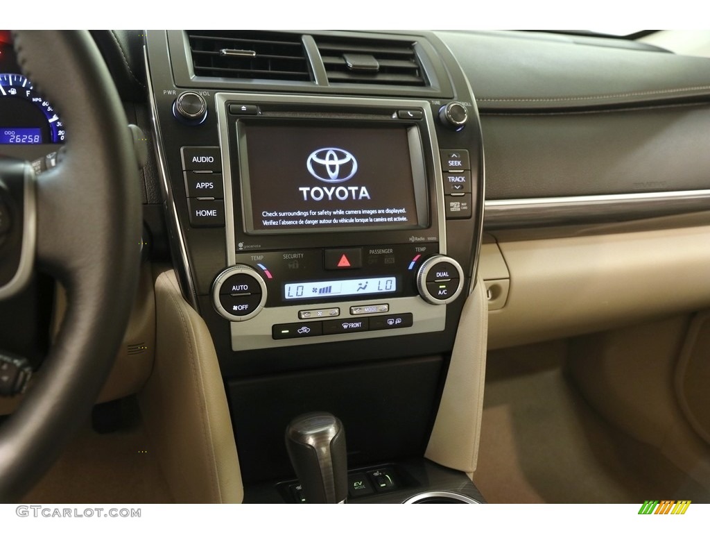 2014 Camry Hybrid XLE - Creme Brulee Metallic / Ivory photo #9