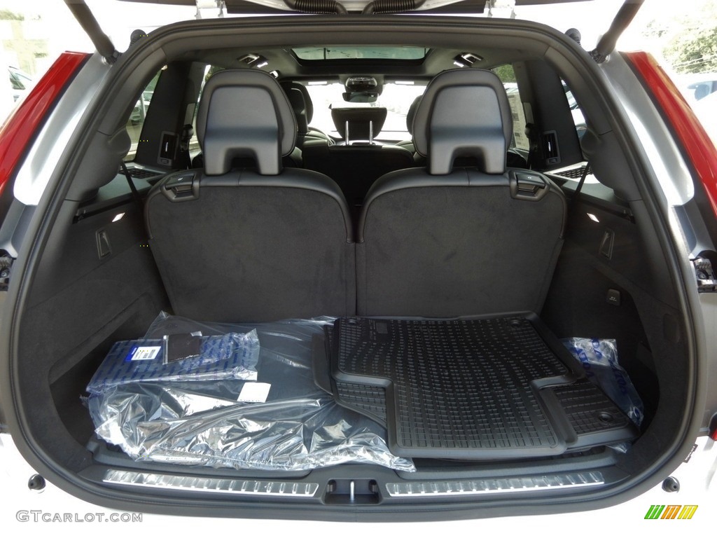 2020 Volvo XC90 T5 AWD Momentum Trunk Photo #134530672