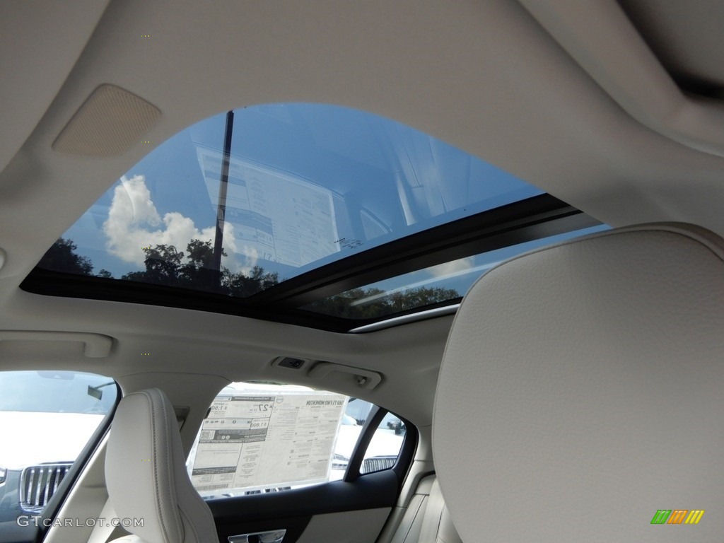 2020 Volvo S60 T5 Momentum Sunroof Photo #134532490