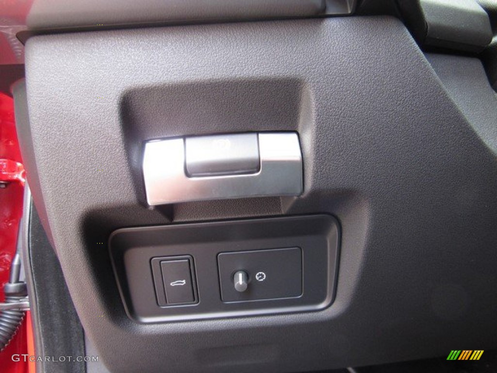 2020 Jaguar XE R-Dynamic S AWD Controls Photo #134534710
