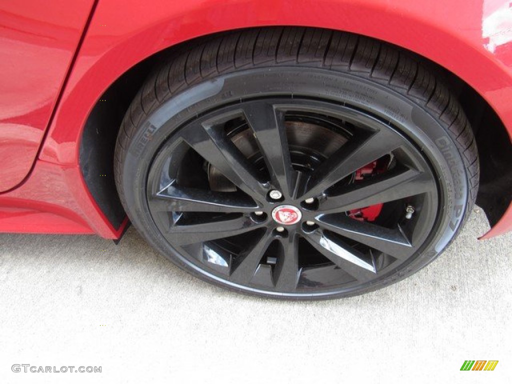 2020 Jaguar XE R-Dynamic S AWD Wheel Photos