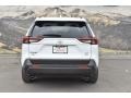 Super White - RAV4 XLE Photo No. 4