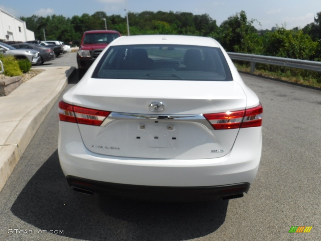 2015 Avalon XLE Touring - Blizzard Pearl / Black photo #8
