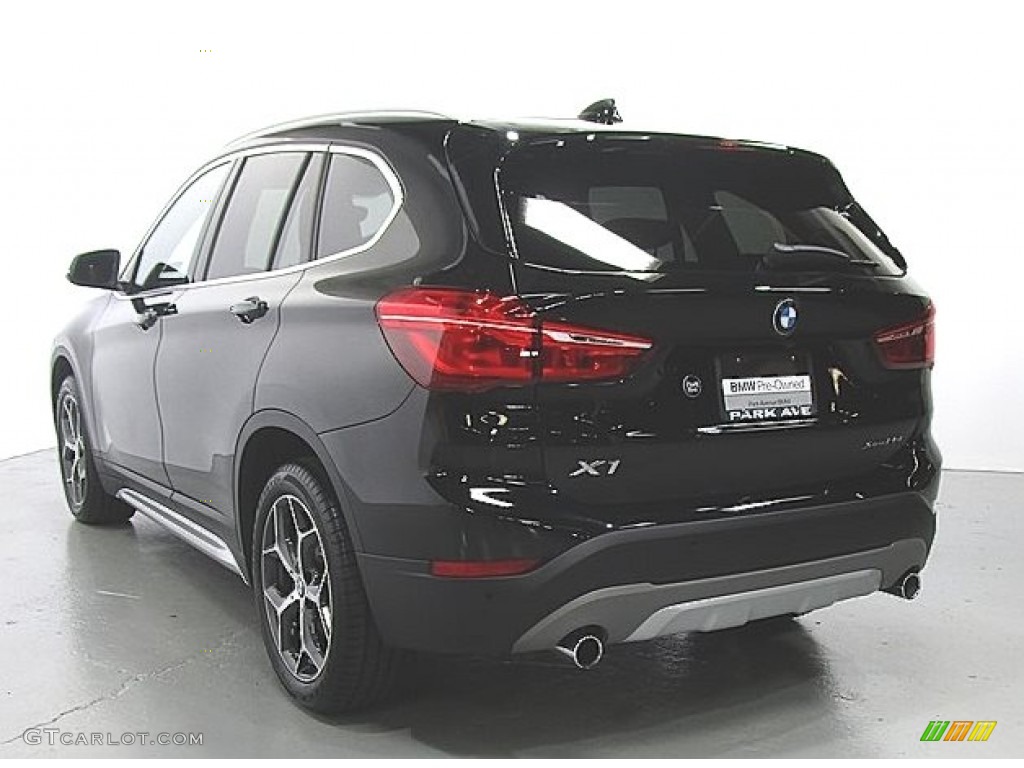 2019 X1 xDrive28i - Jet Black / Black photo #2