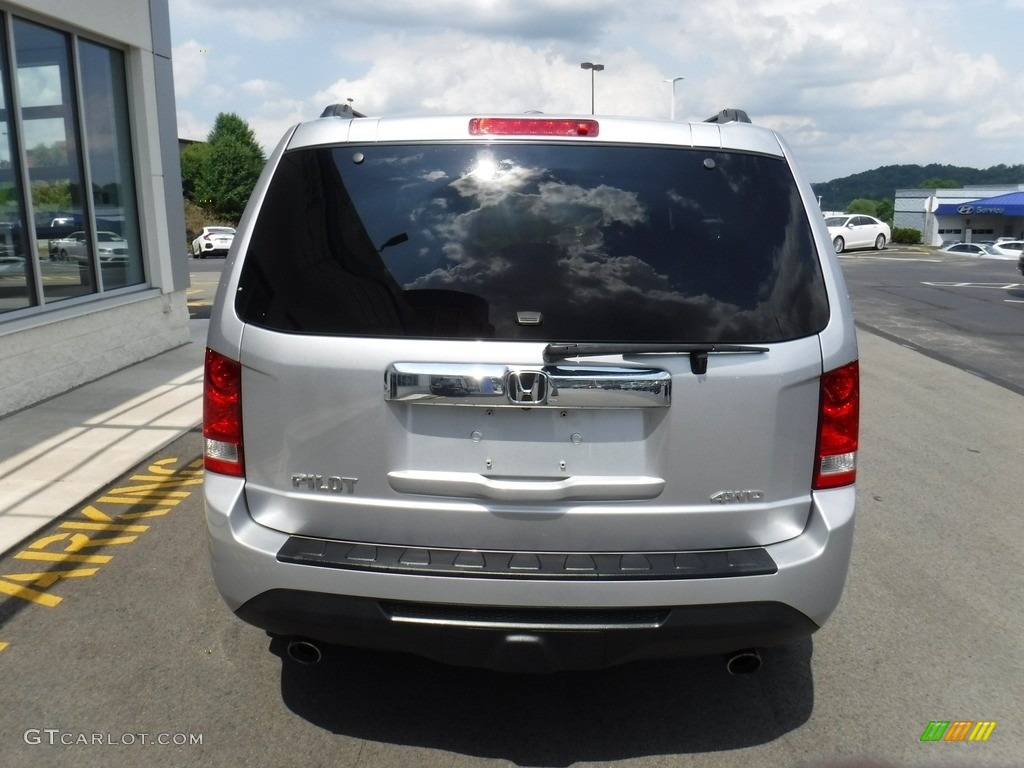 2015 Pilot EX-L 4WD - Alabaster Silver Metallic / Gray photo #9