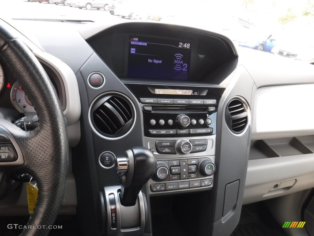 2015 Pilot EX-L 4WD - Alabaster Silver Metallic / Gray photo #18