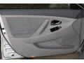 Classic Silver Metallic - Camry LE V6 Photo No. 25