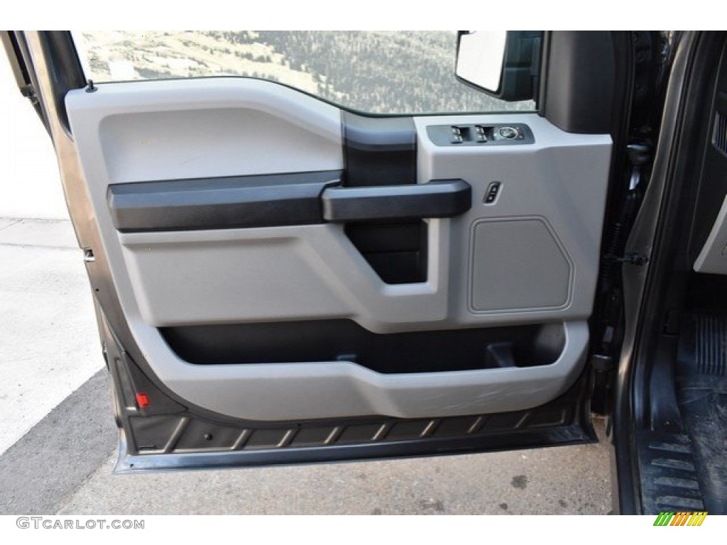 2016 F150 XL SuperCab 4x4 - Lithium Gray / Medium Earth Gray photo #24