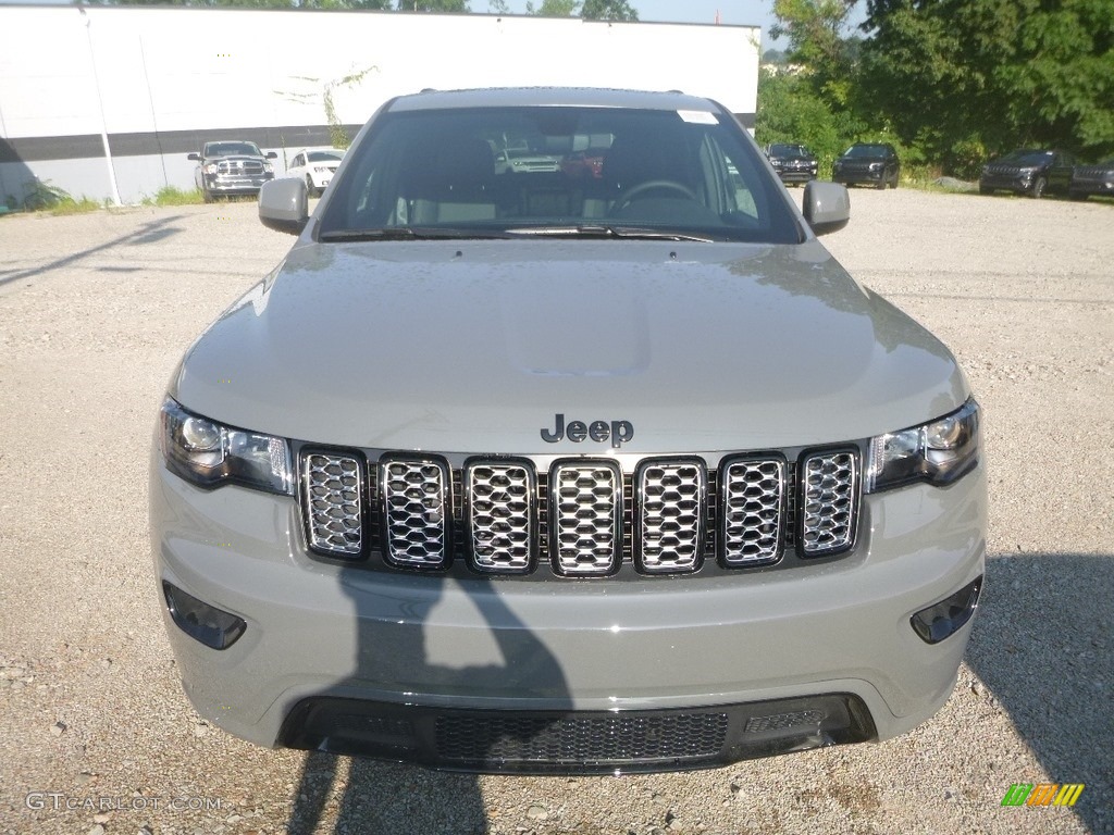 2019 Grand Cherokee Altitude 4x4 - Sting-Gray / Black photo #8