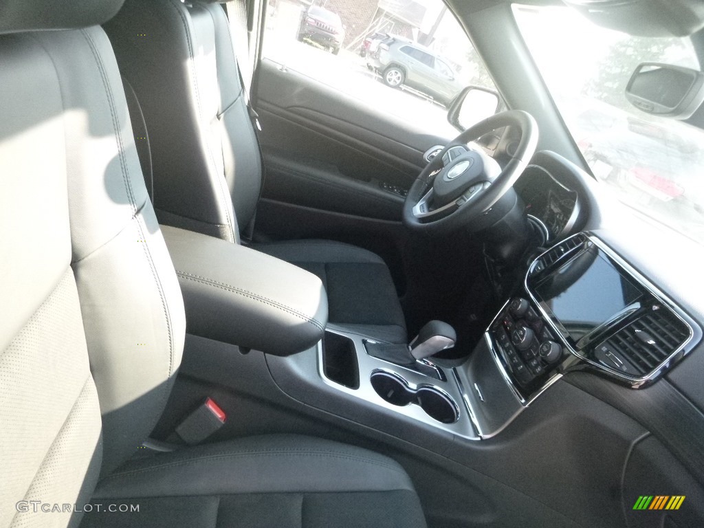 2019 Grand Cherokee Altitude 4x4 - Sting-Gray / Black photo #10