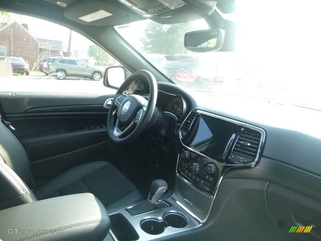 2019 Grand Cherokee Altitude 4x4 - Sting-Gray / Black photo #11