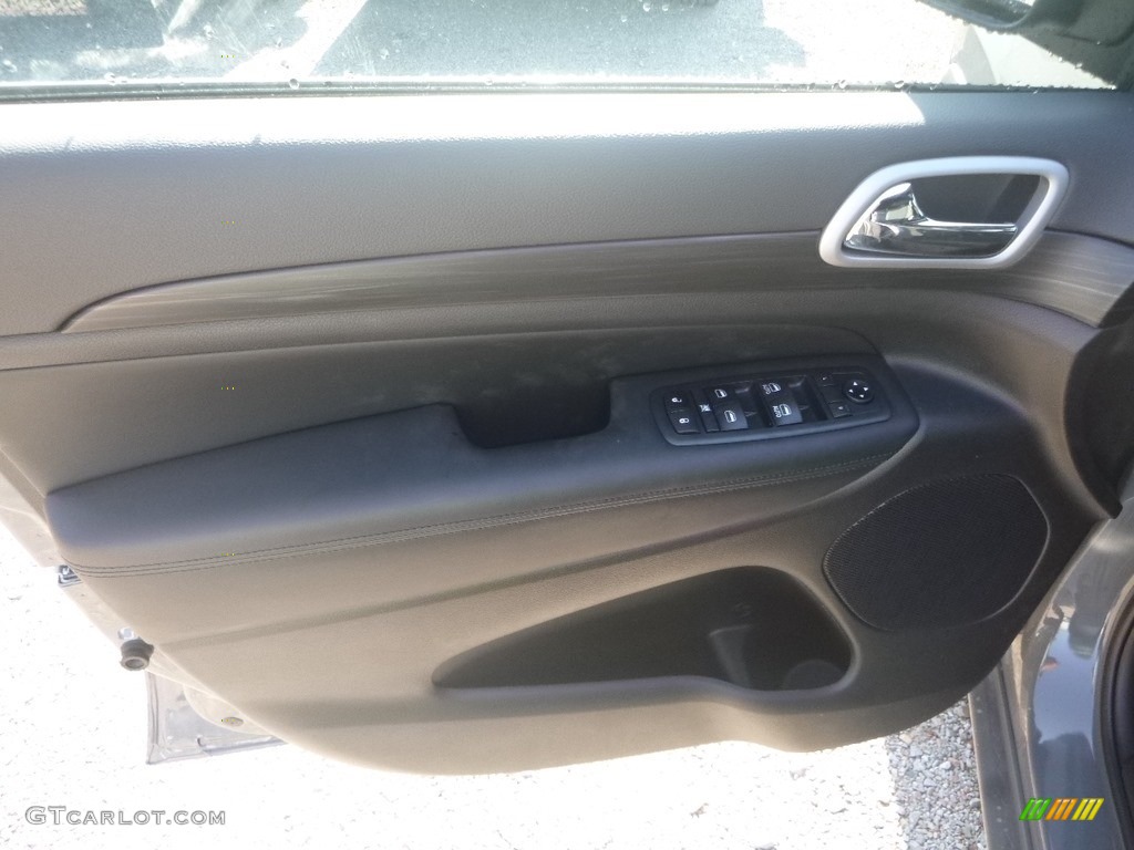 2019 Grand Cherokee Altitude 4x4 - Sting-Gray / Black photo #15