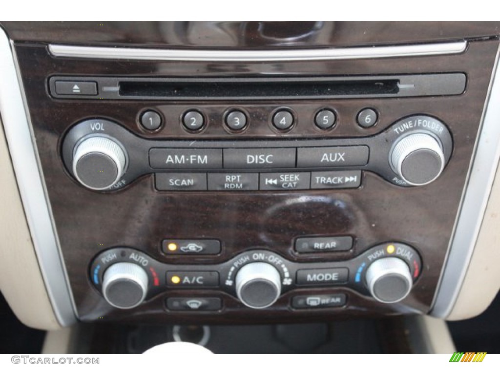 2014 Pathfinder SL - Arctic Blue Metallic / Almond photo #18