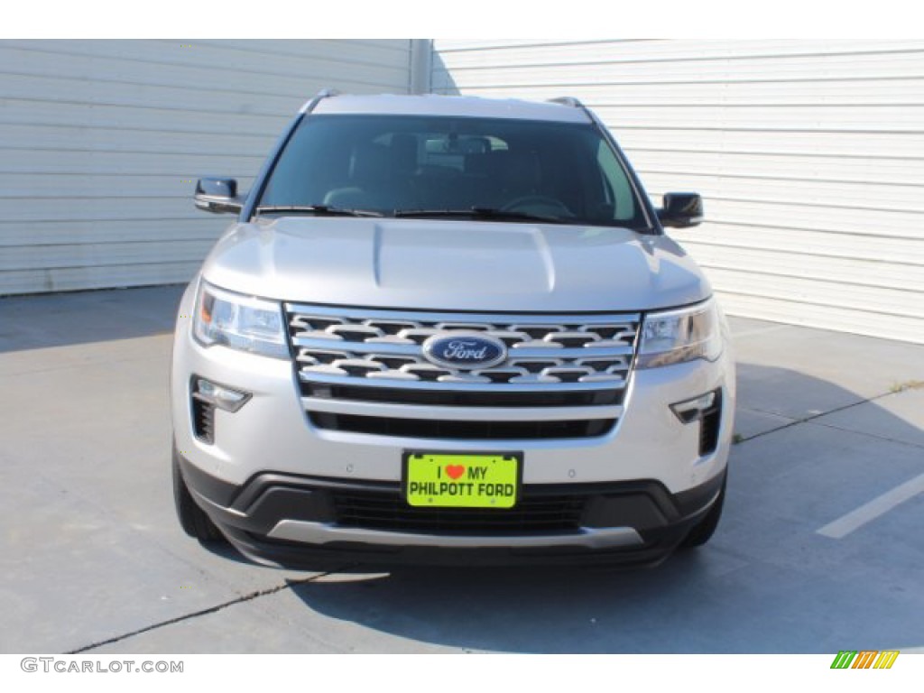 2018 Explorer XLT - Ingot Silver / Ebony Black photo #3