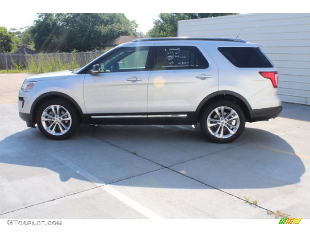 2018 Explorer XLT - Ingot Silver / Ebony Black photo #6