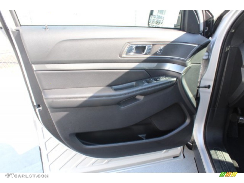 2018 Explorer XLT - Ingot Silver / Ebony Black photo #11