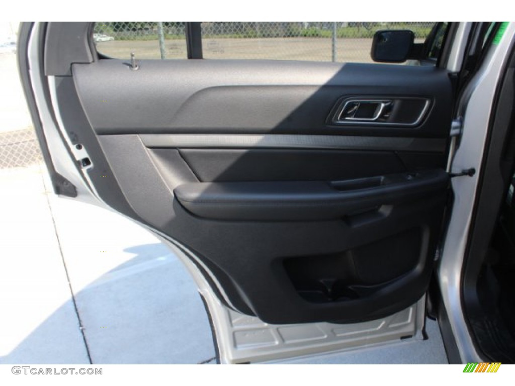 2018 Explorer XLT - Ingot Silver / Ebony Black photo #20