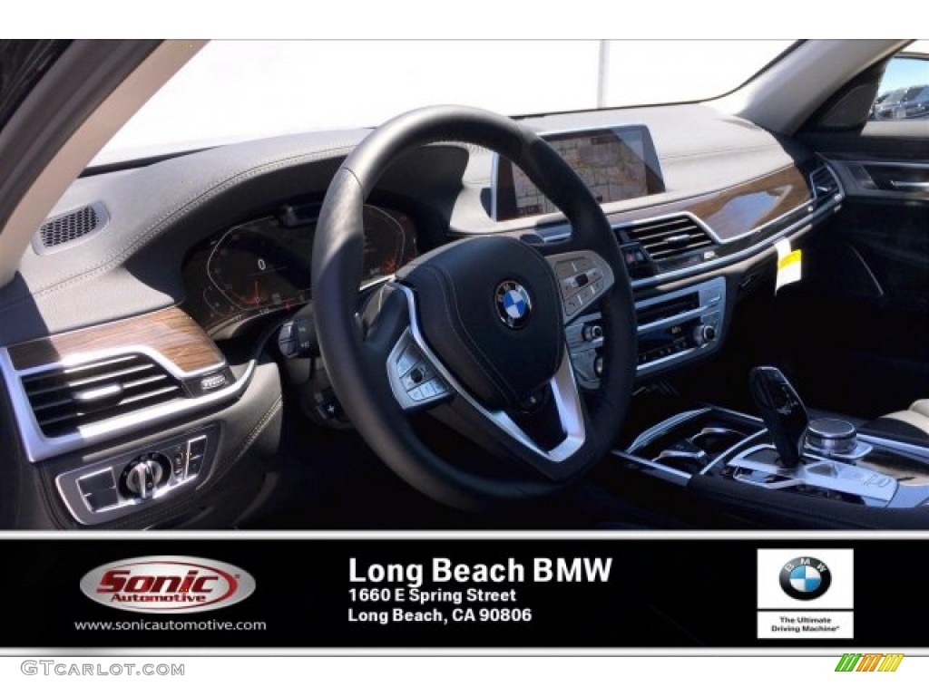 2020 7 Series 750i xDrive Sedan - Black Sapphire Metallic / Black photo #4