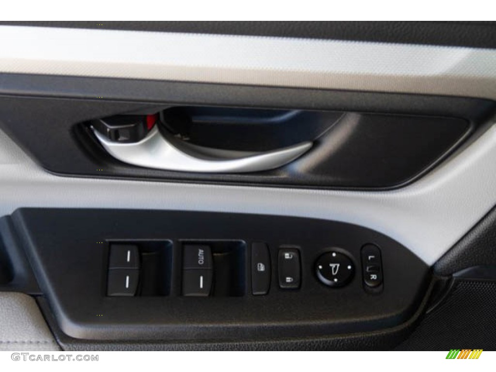 2017 CR-V LX - Modern Steel Metallic / Gray photo #29
