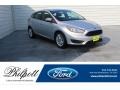 Ingot Silver - Focus SE Hatch Photo No. 1