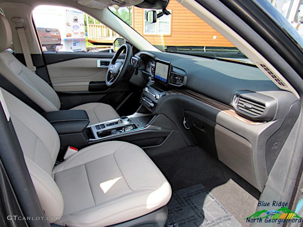 2020 Explorer Limited - Magnetic Metallic / Sandstone photo #32