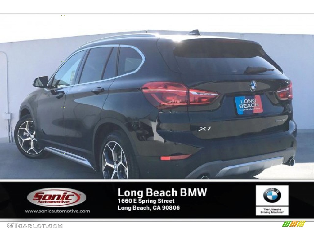 2019 X1 sDrive28i - Jet Black / Black photo #2