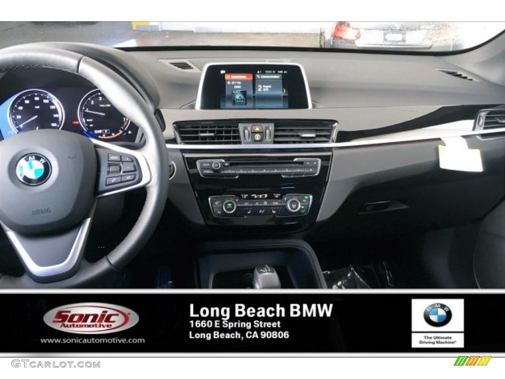 2019 X1 sDrive28i - Jet Black / Black photo #5