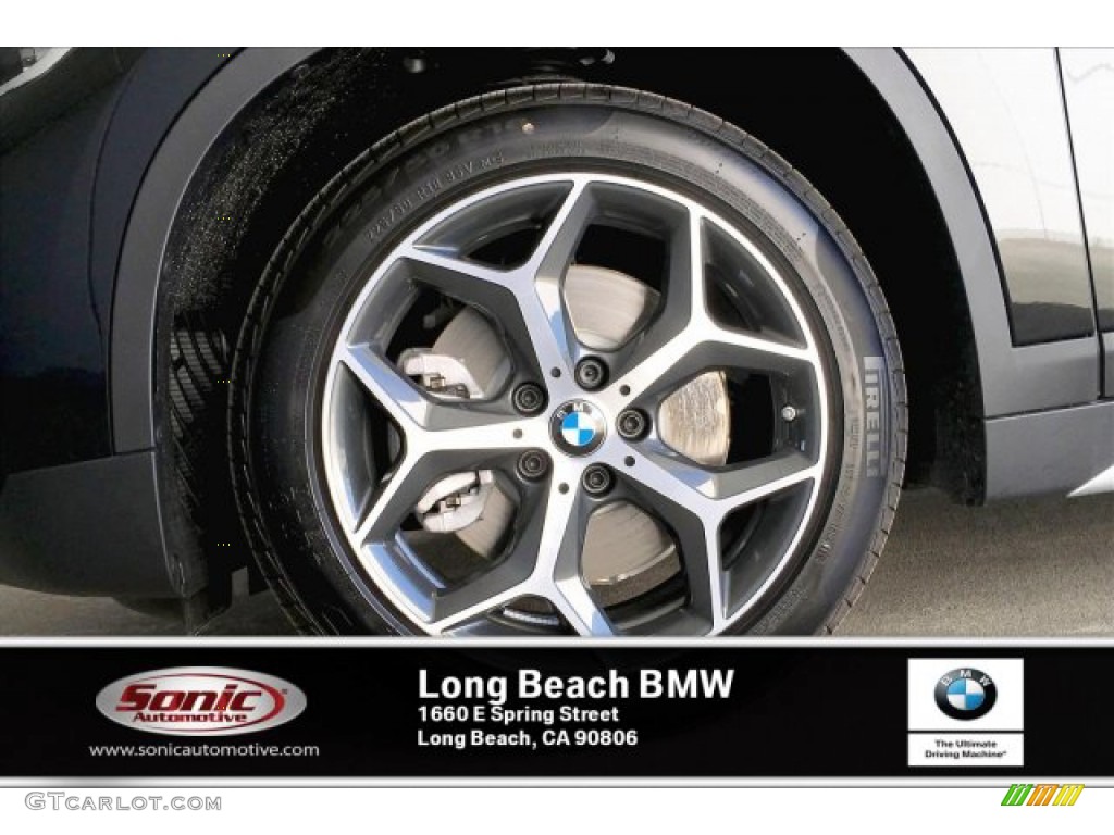 2019 X1 sDrive28i - Jet Black / Black photo #9