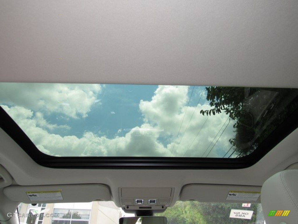 2020 Jaguar XE S Sunroof Photo #134586934