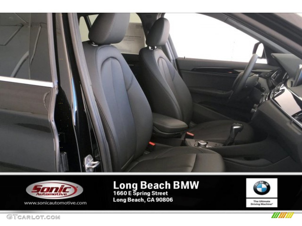 2019 X1 sDrive28i - Jet Black / Black photo #7