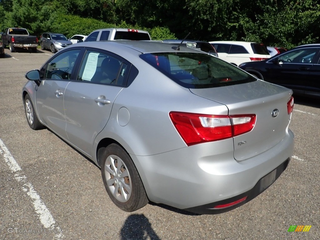 2013 Rio LX Sedan - Bright Silver / Black photo #2