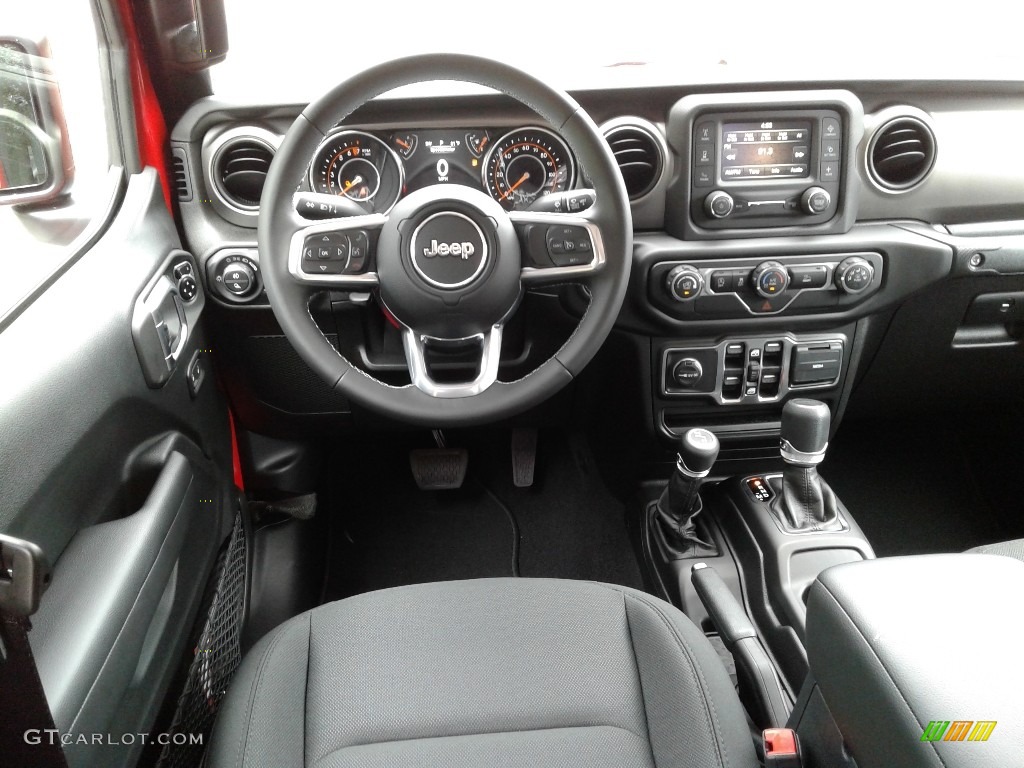 2020 Jeep Gladiator Sport 4x4 Black Dashboard Photo #134590528