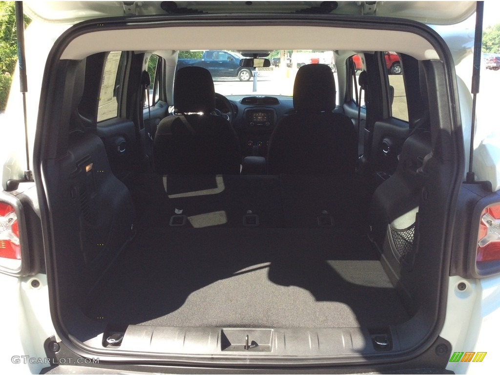 2019 Renegade Sport 4x4 - Alpine White / Black photo #15