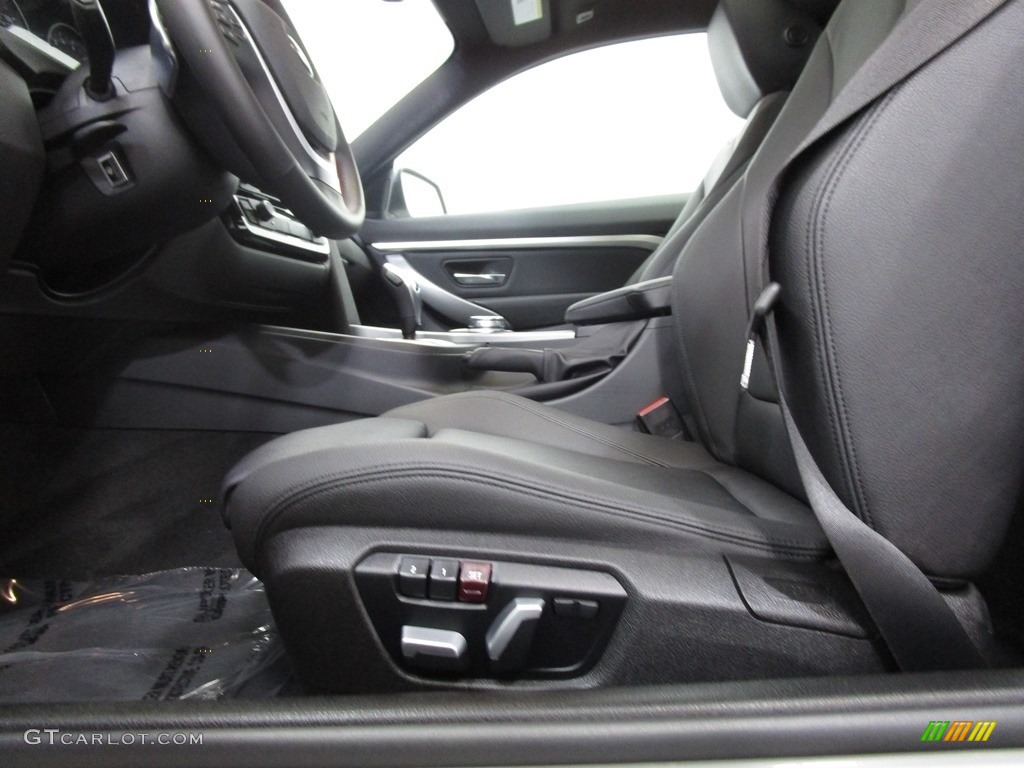 Black Interior 2019 BMW 4 Series 430i xDrive Coupe Photo #134595736