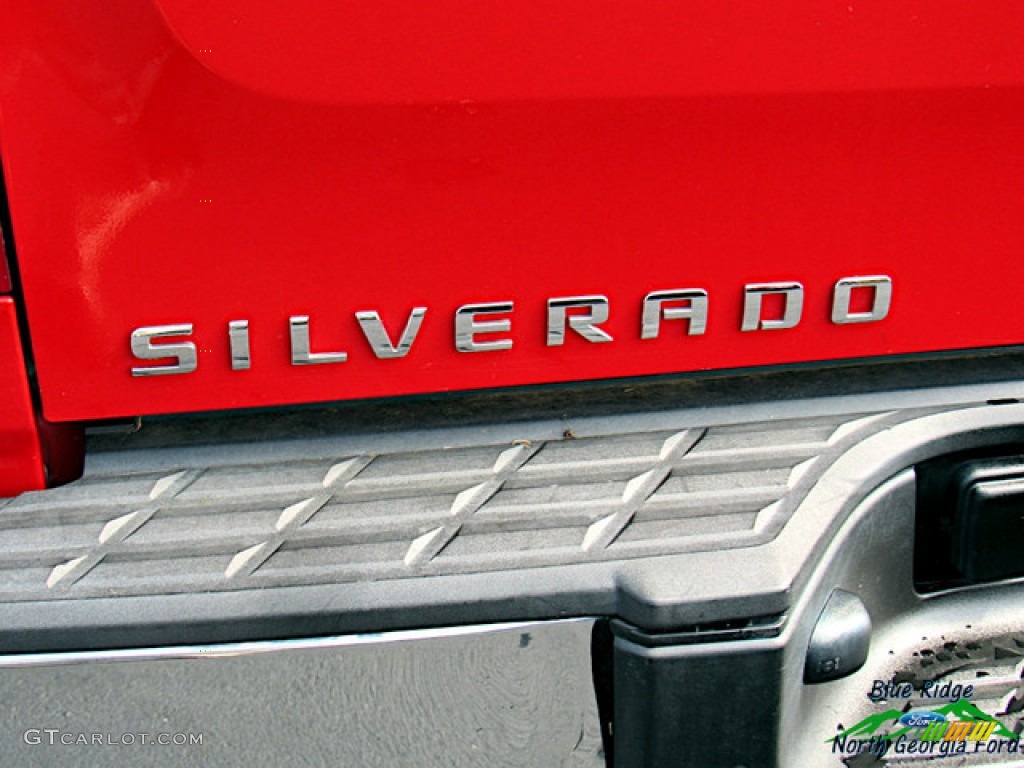 2011 Silverado 1500 Regular Cab - Victory Red / Dark Titanium photo #25
