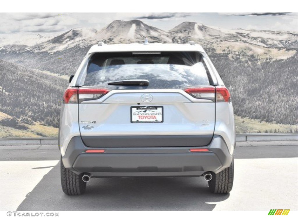 2019 RAV4 LE AWD - Silver Sky Metallic / Black photo #4