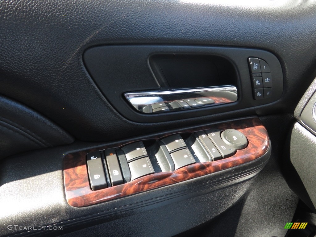 2010 Yukon Denali AWD - Pure Silver Metallic / Ebony photo #40