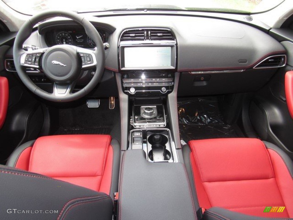 2020 Jaguar F-PACE 25t Checkered Flag Edition Ebony/Pimento Dashboard Photo #134619565
