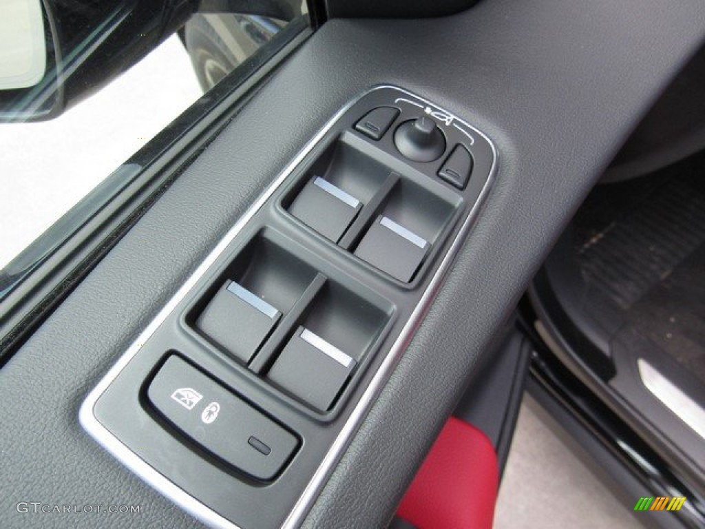 2020 Jaguar F-PACE 25t Checkered Flag Edition Controls Photo #134619879
