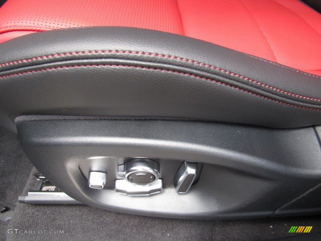 2020 Jaguar F-PACE 25t Checkered Flag Edition Controls Photo #134619894