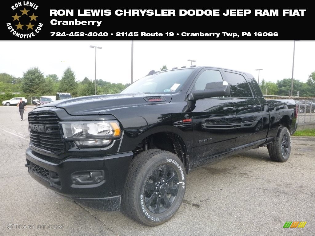 Diamond Black Crystal Pearl Ram 2500