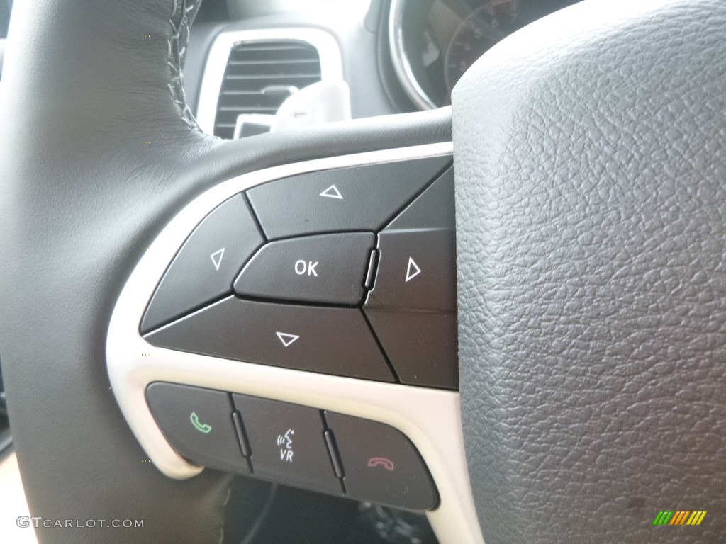 2019 Jeep Grand Cherokee Summit 4x4 Black Steering Wheel Photo #134636450