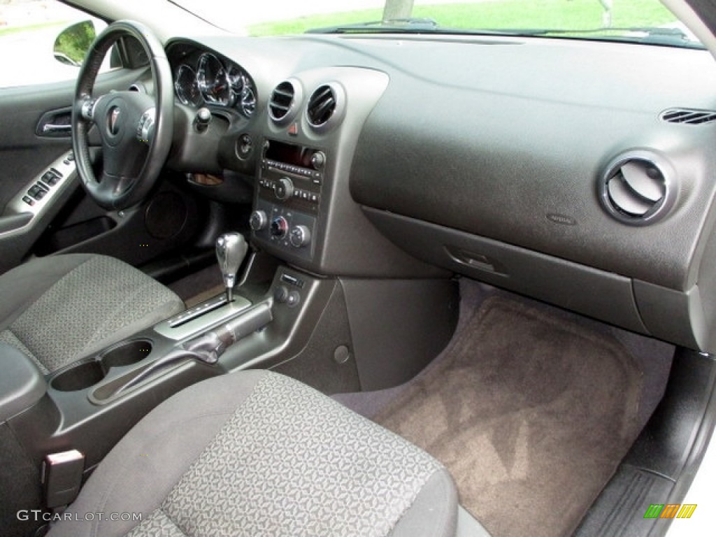 2010 G6 Sedan - Summit White / Ebony photo #31