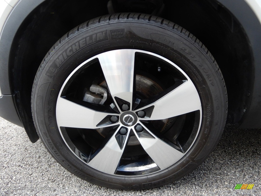 2019 Volvo XC40 T5 Momentum AWD Wheel Photo #134639111