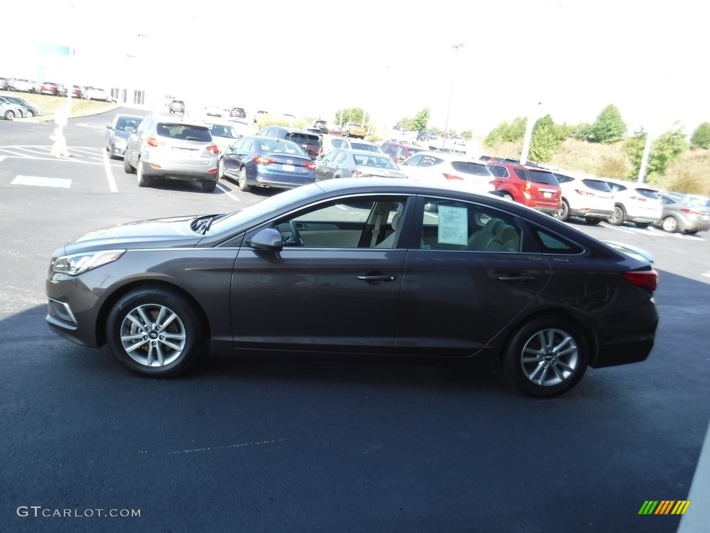 2016 Sonata SE - Dark Truffle / Beige photo #6