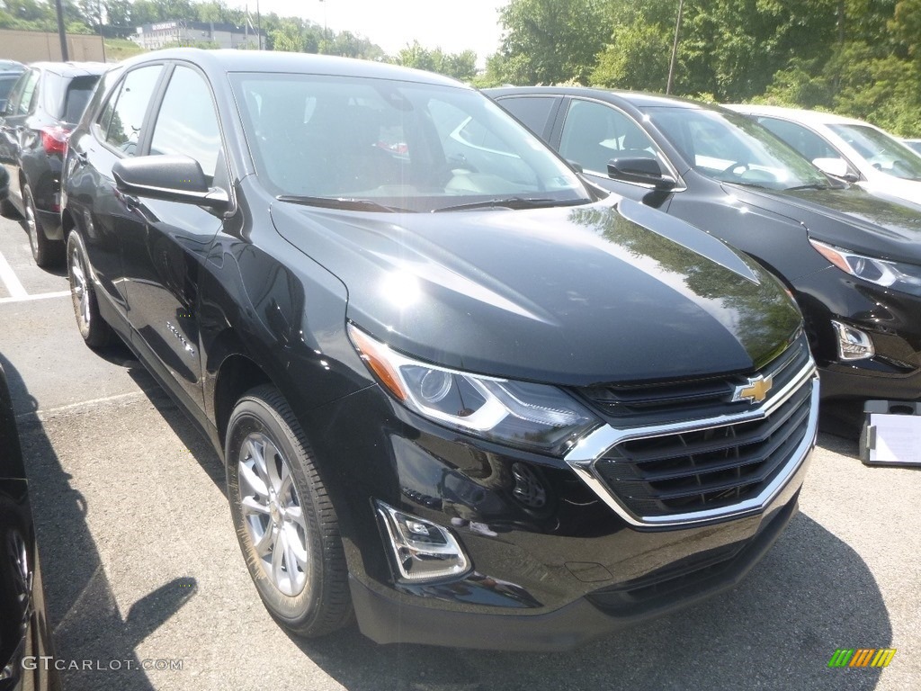 Mosaic Black Metallic 2020 Chevrolet Equinox LS AWD Exterior Photo #134644553