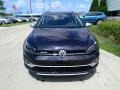 Deep Black Pearl - Golf Alltrack SE 4Motion Photo No. 2