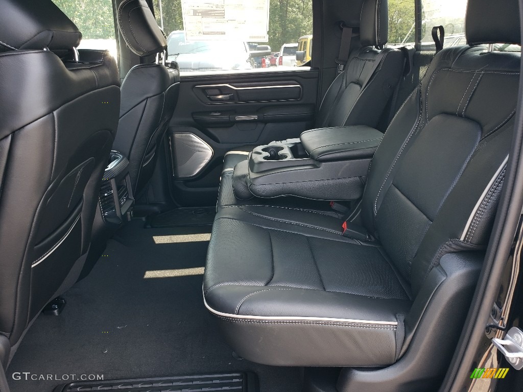 2019 1500 Limited Crew Cab 4x4 - Diamond Black Crystal Pearl / Black photo #6