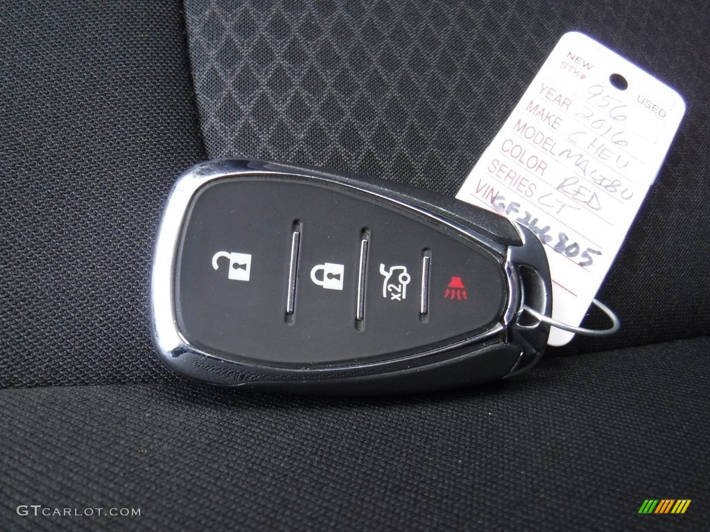 2016 Malibu LT - Crystal Red Tintcoat / Jet Black photo #31