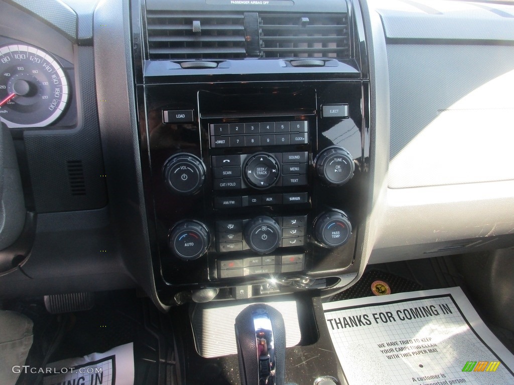 2010 Escape Limited V6 4WD - Sangria Red Metallic / Charcoal Black photo #17